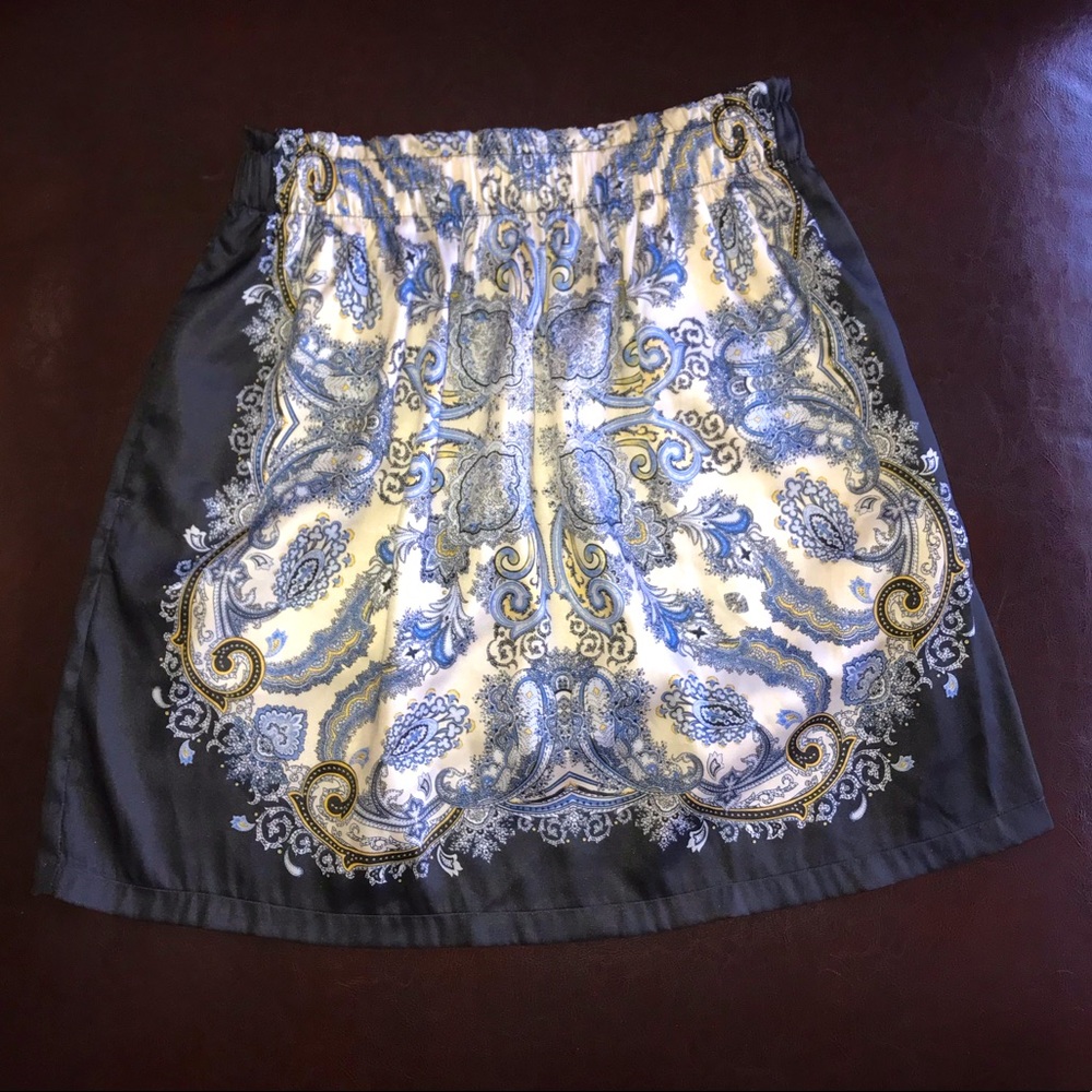 H&M Skirt, Paisley, 2-pocket, Sz S, EUC!
